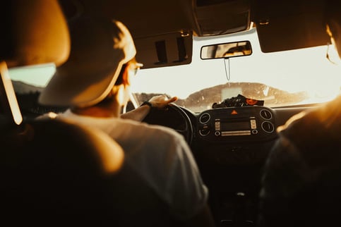 Back Pain Tips and Maintaining Posture while Driving